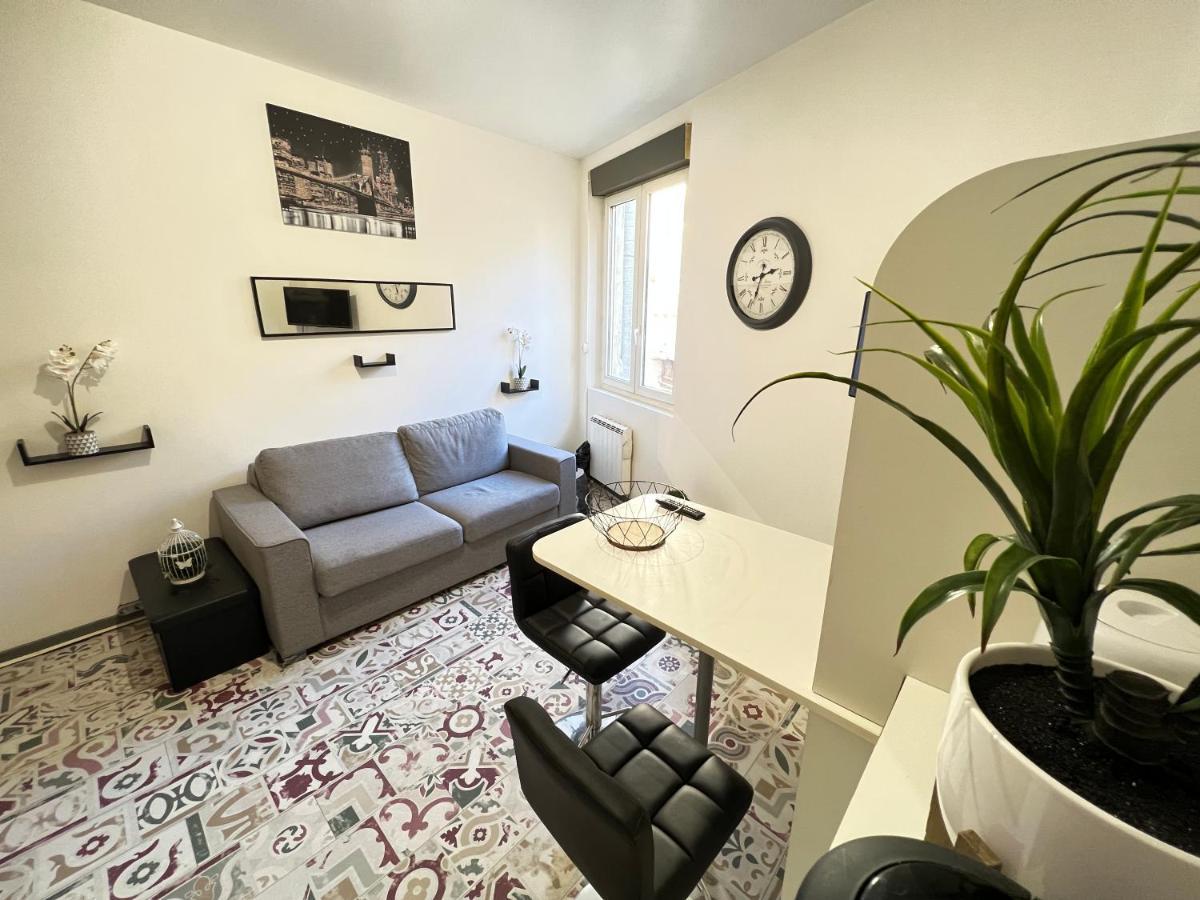 Apartmán La Cachette De L'Horloge - Ac Clim - Wifi - 100M Palais Des Papes Avignon Exteriér fotografie